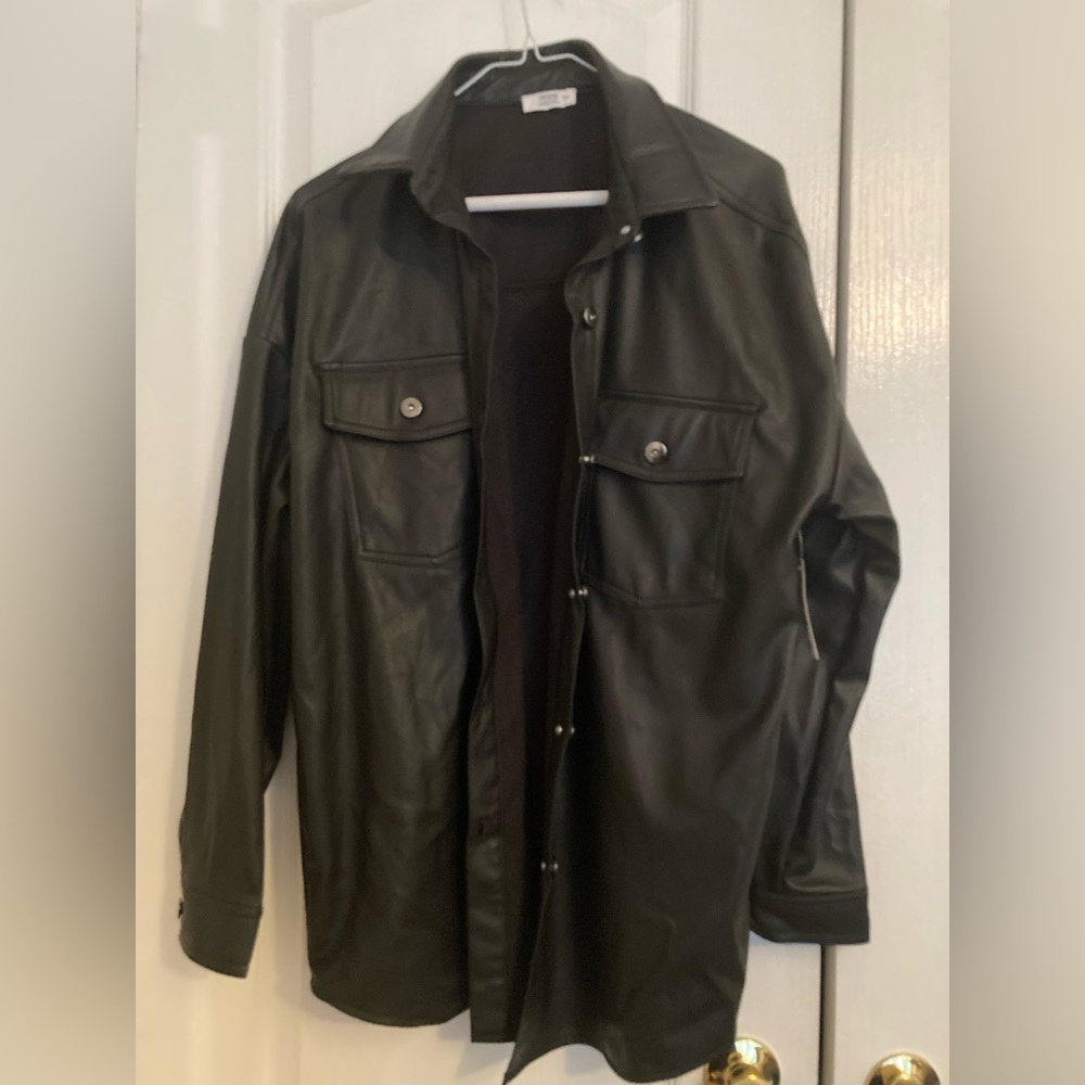 ✨NWT✨ Ardene Faux Leather Shirt Jacket
